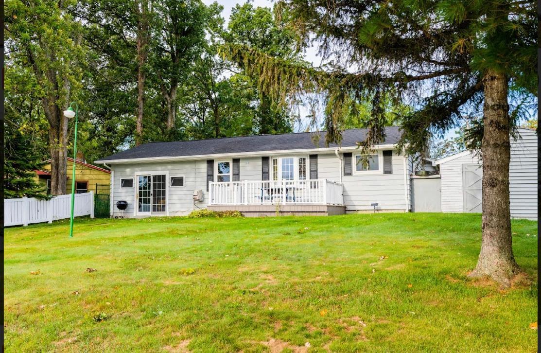 Hansen Bay Hideaway Rice Lake ภายนอก รูปภาพ